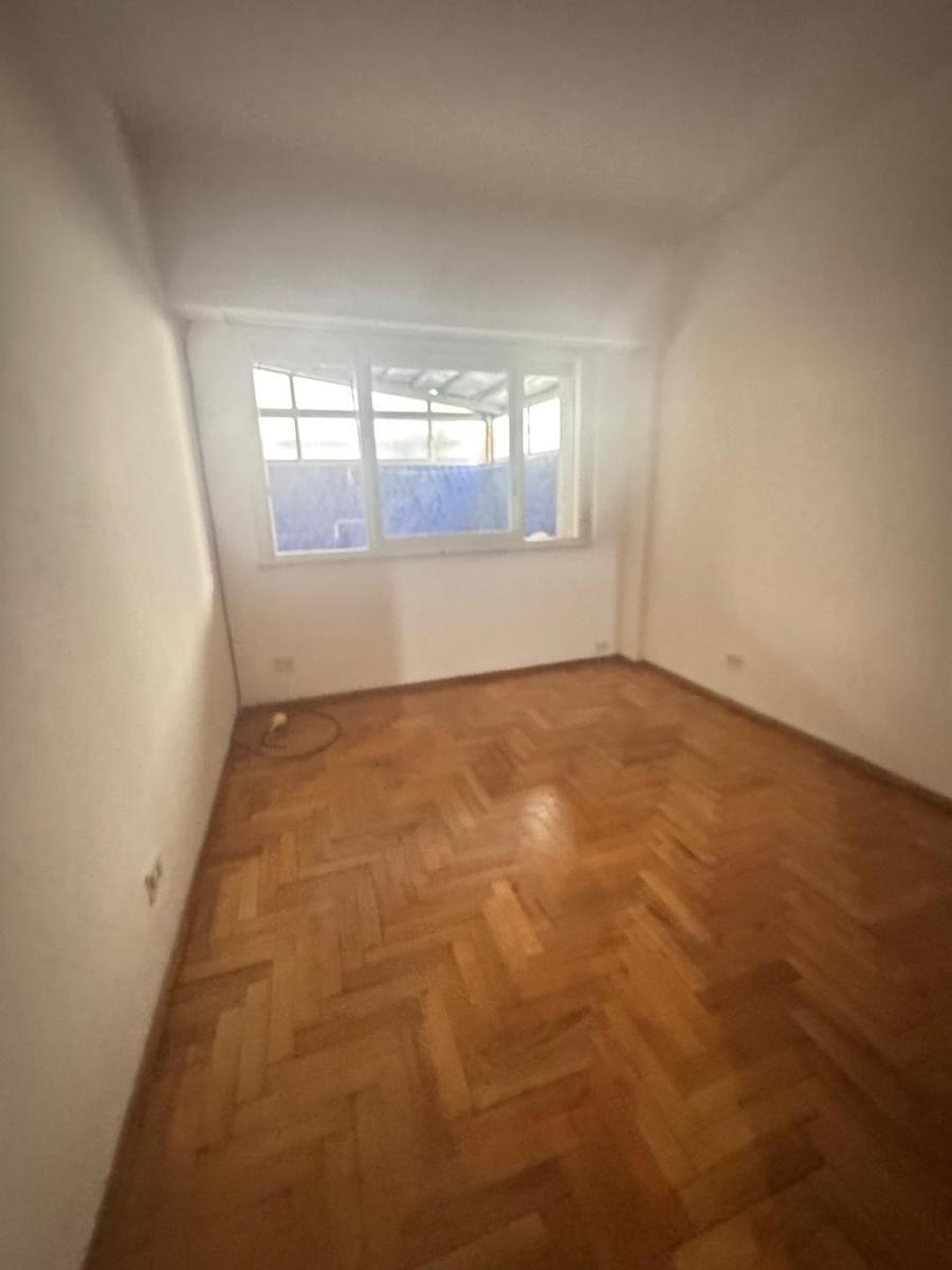 Departamento en Villa del Parque 3