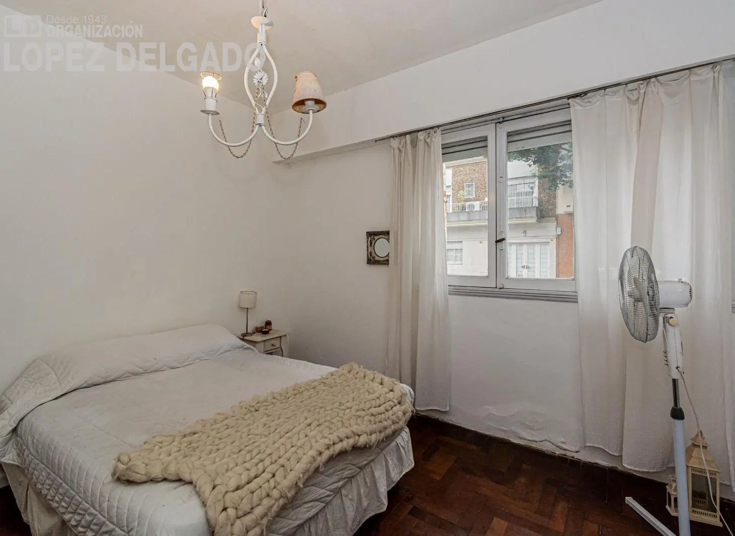 Casa 4 amb al frente c/ cochera y terraza en Villa del Parque 4