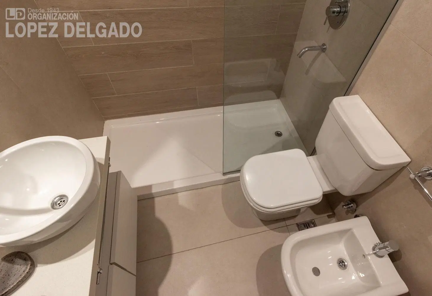 Venta.Departamento 5 Amb. Balcón Aterrazado. Villa del Parque 4