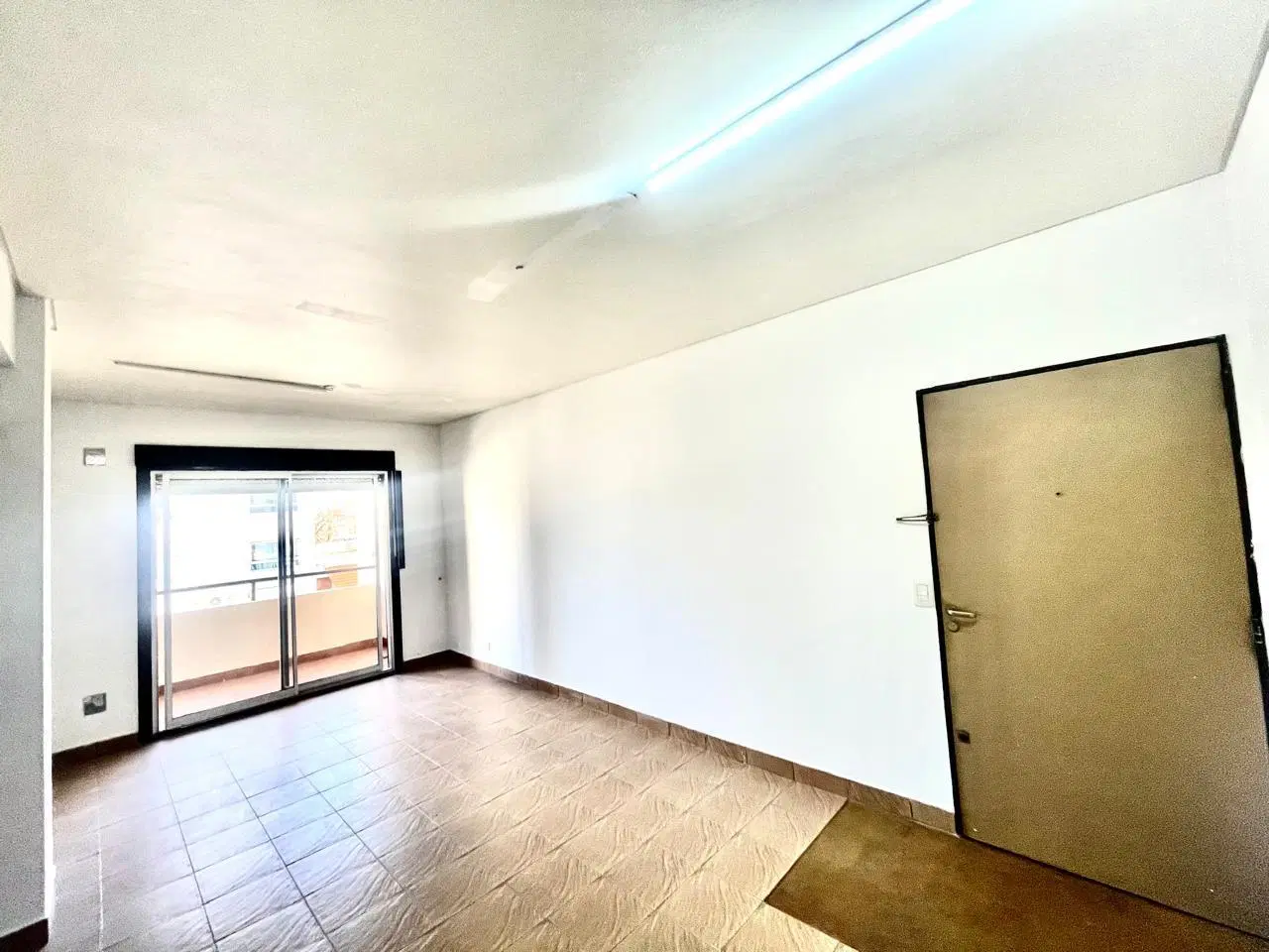 Departamento 2 amb en alquiler con balcón en Villa del Parque 5
