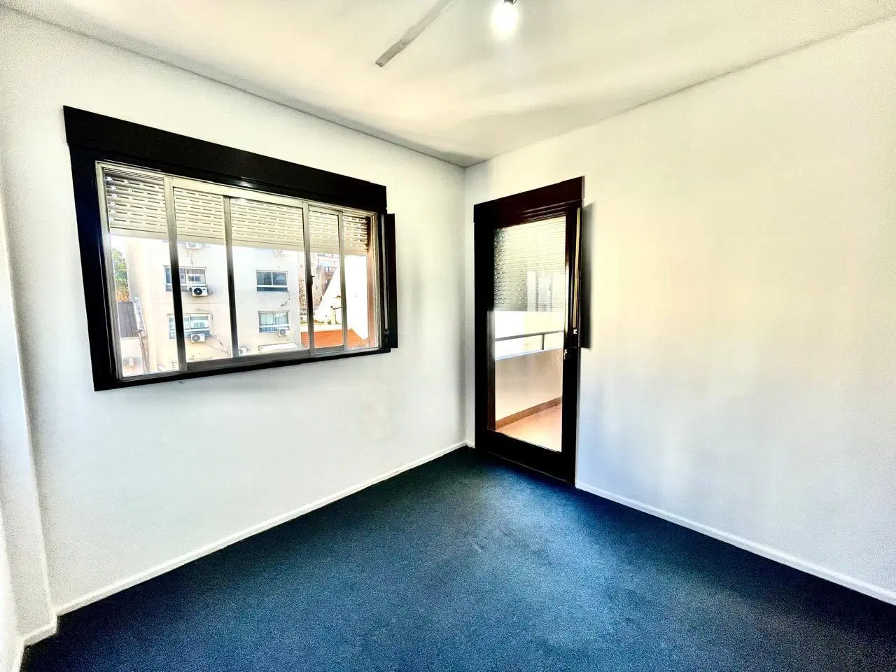 Departamento 2 amb en alquiler con balcón en Villa del Parque 4