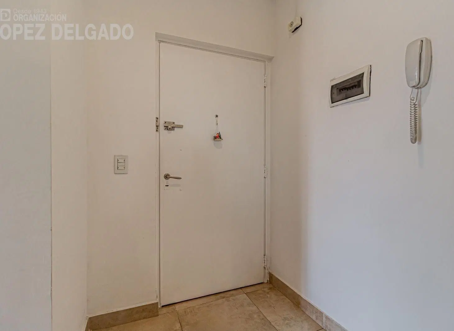 Departamento de 1 amb con balcón al contrafrente en Villa Gral. Mitre 2