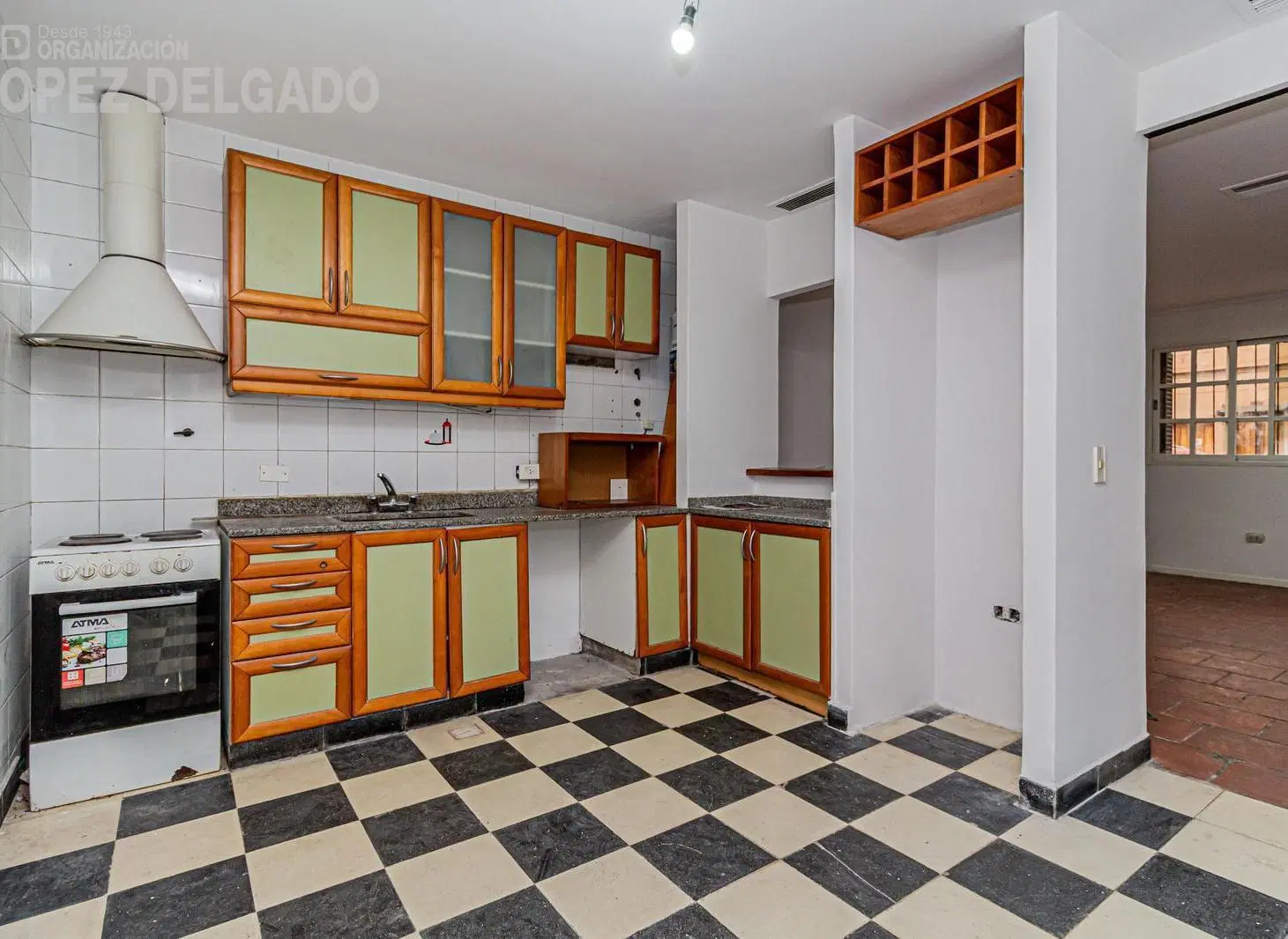 Casa de 4 amb con patio, terraza y cochera en Villa Santa Rita 3