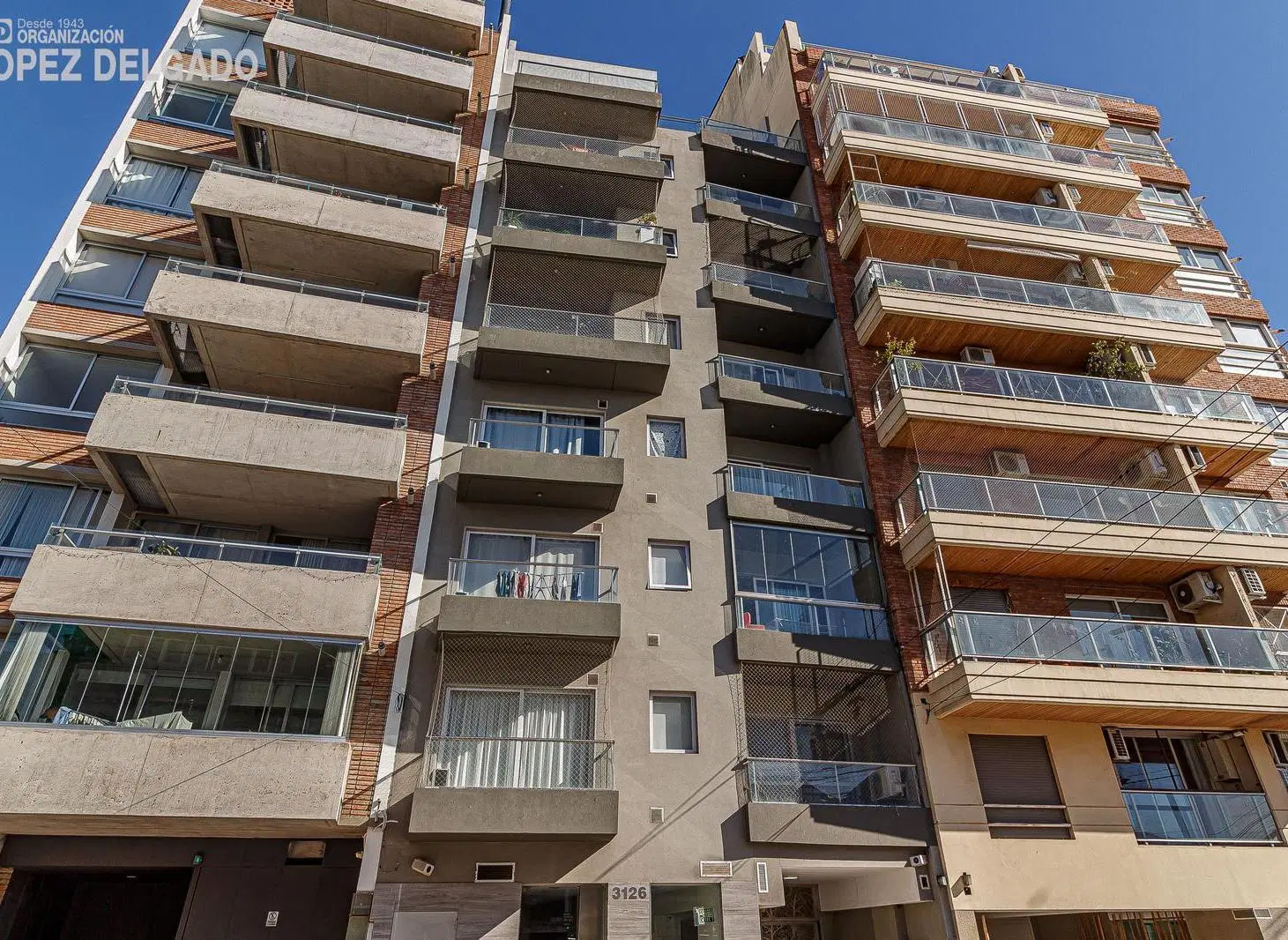 Semipiso de 2 amb en Villa del Parque con balcón, patio, cochera y baulera 4
