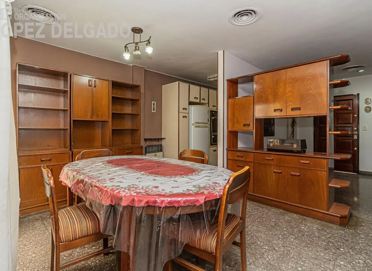 Casa en Villa del Parque de 4 ambientes   dependencia. APTO CREDITO 4
