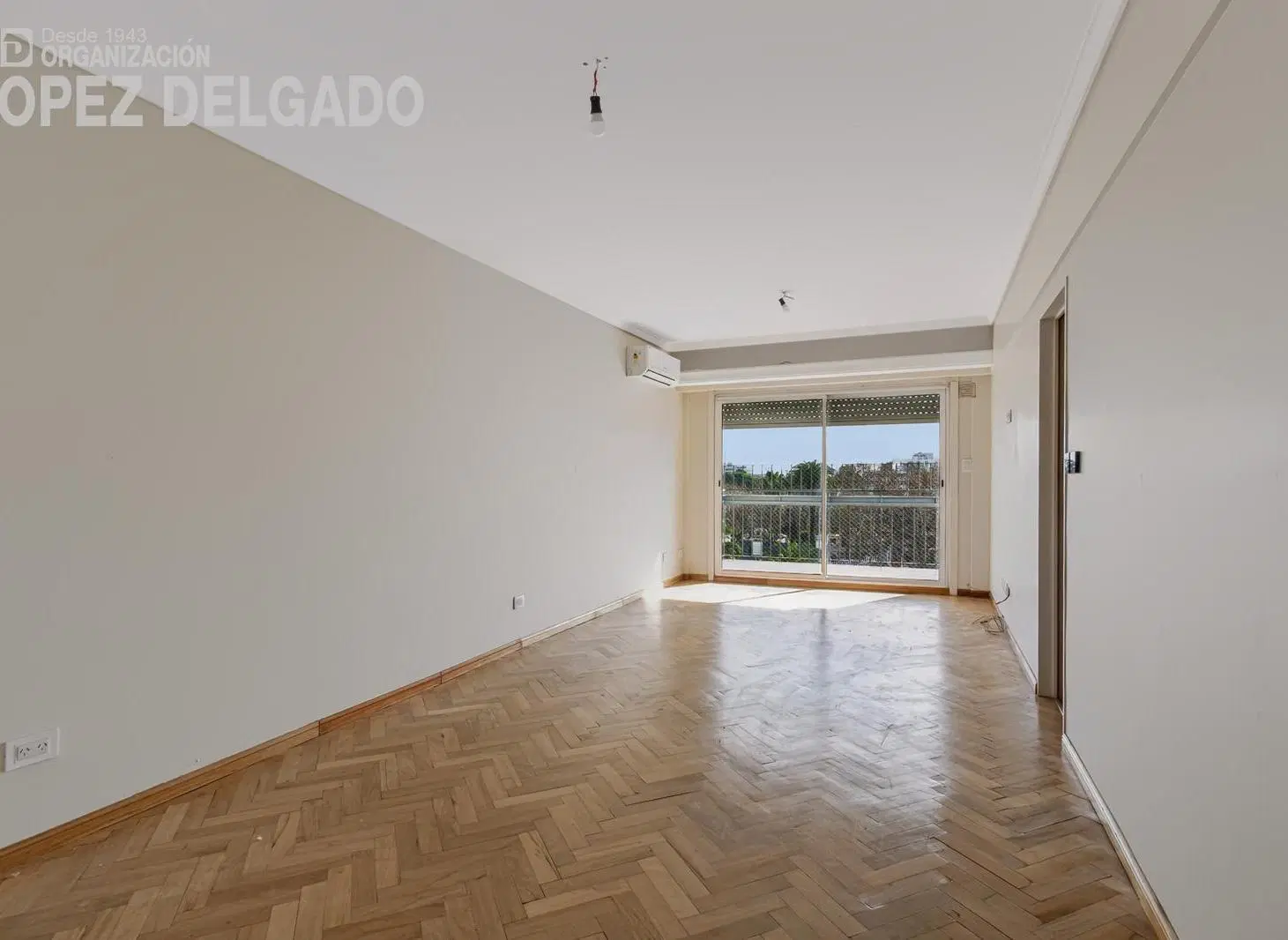 Departamento 4 amb con balcón y cochera en Villa Devoto 2