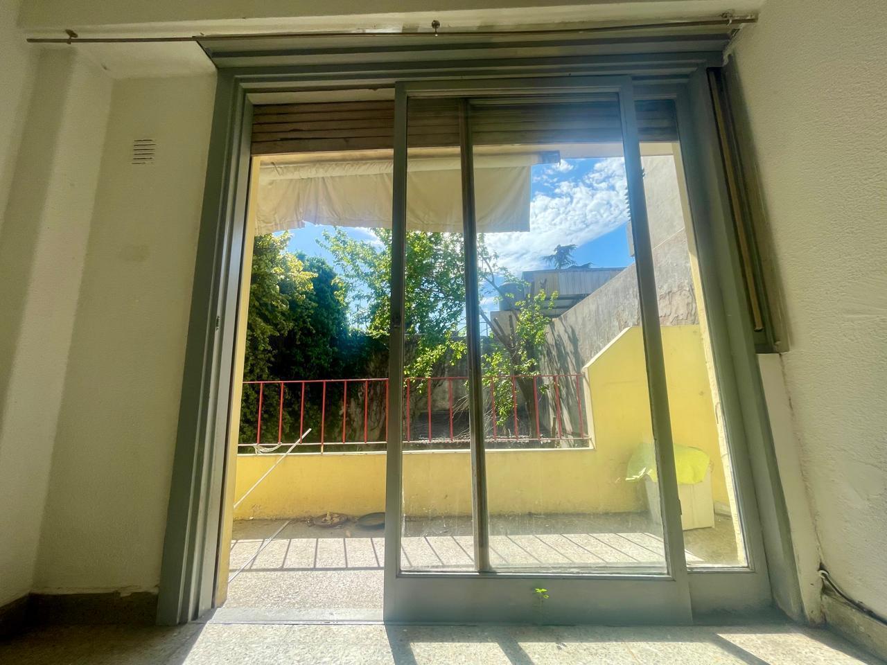 Foto de Departamento 2 ambientes al contrafrente con balcón en Villa del Parque, imagen 5