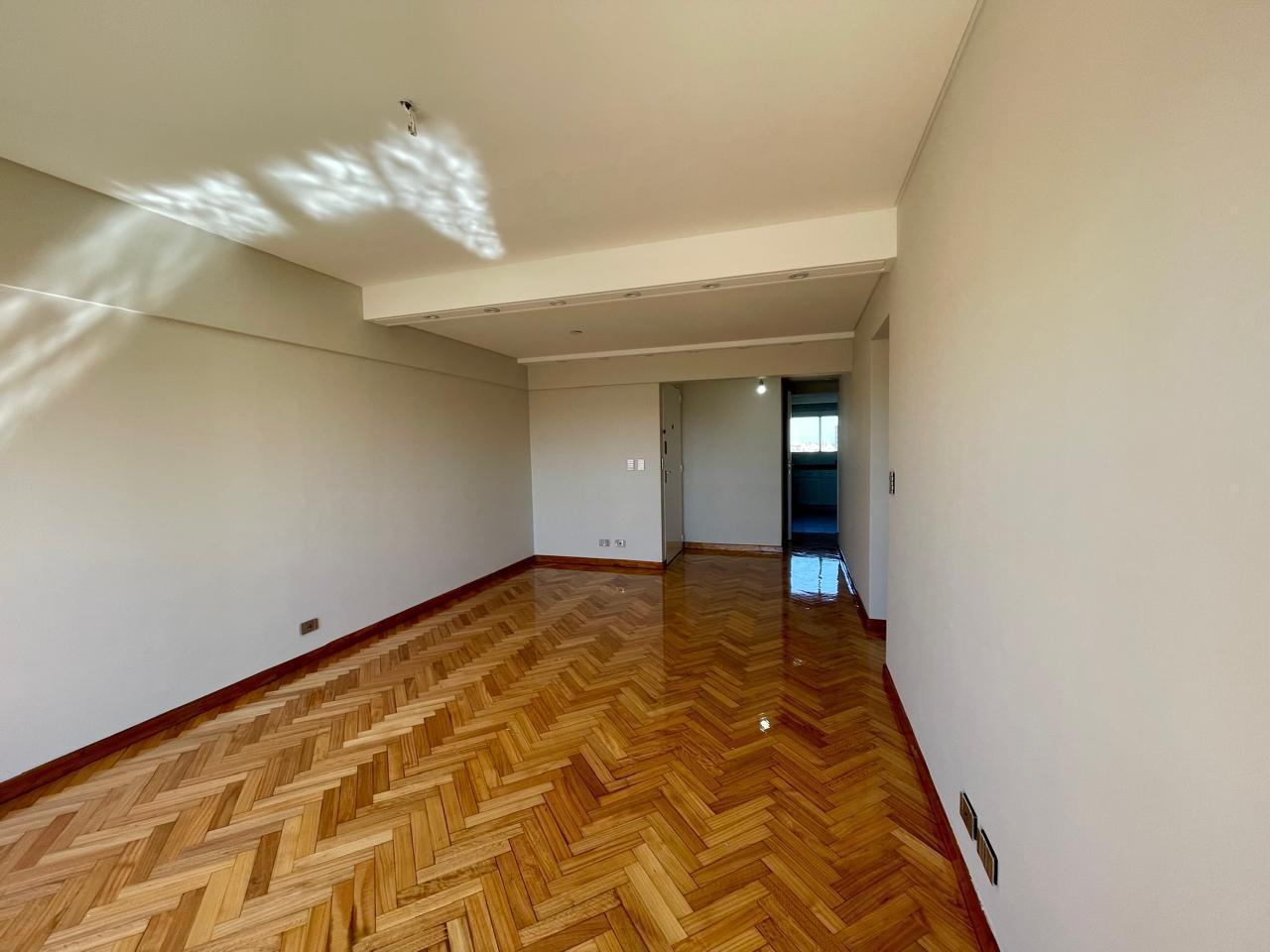 Foto de Departamento de 4 amb con cochera en Villa Devoto, imagen 5