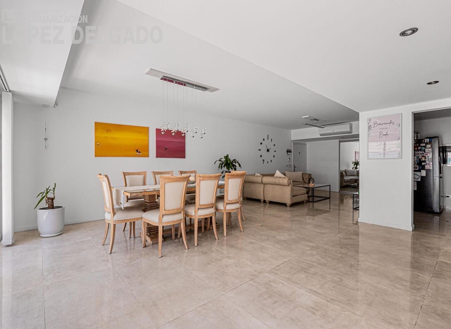 Foto de Espectacular 4 Amb en edificio de categoría con gran patio de 90m2, imagen 3