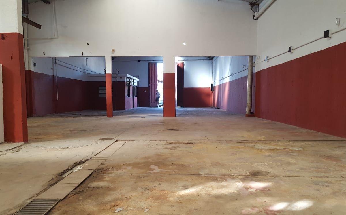 Excelente Inmueble Industrial en Gral. San Martín 4