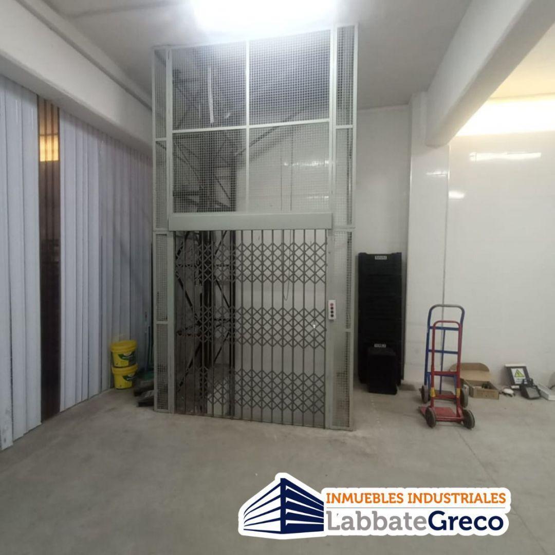 Galpón. | Libertad Al 3500 2