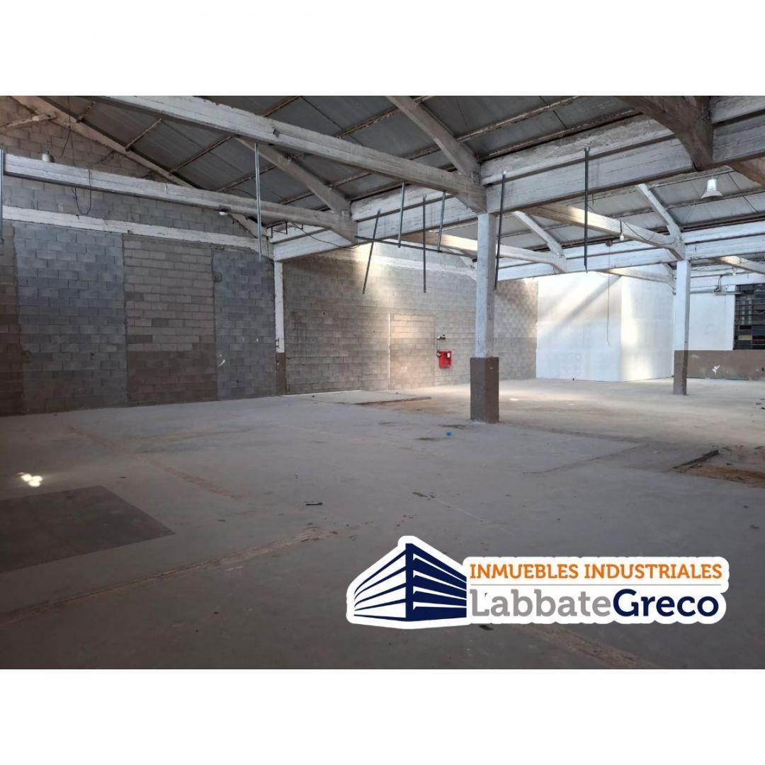 DEPOSITO DENTRO DE PARQUE INDUSTRIAL 650m2