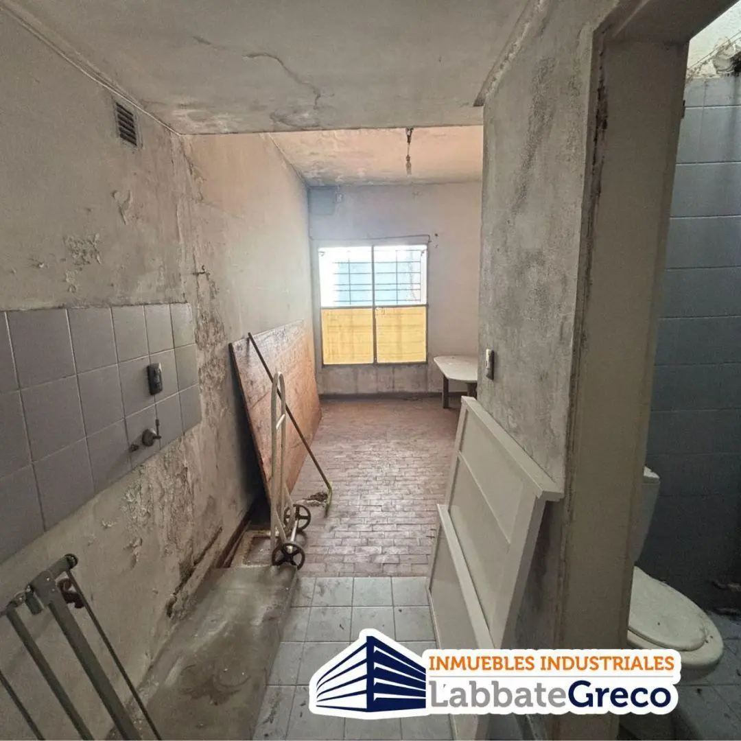 DEPOSITO EN VENTA - SAN MARTÍN 5