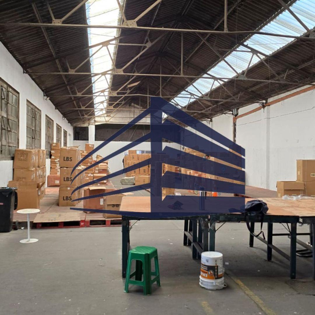 Foto de Nave Industrial en Alquiler dentro de predio con seguridad Villa Maipú, imagen 1
