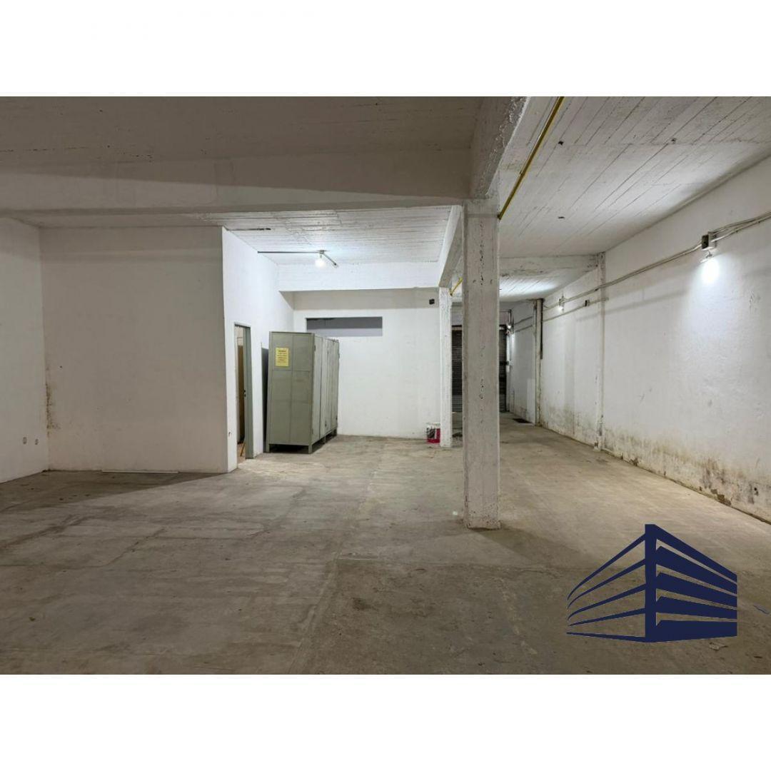 Foto de DEPÓSITO EN ALQUILER TEMPORARIO - 400m2 EN VILLA LYNCH, imagen 2
