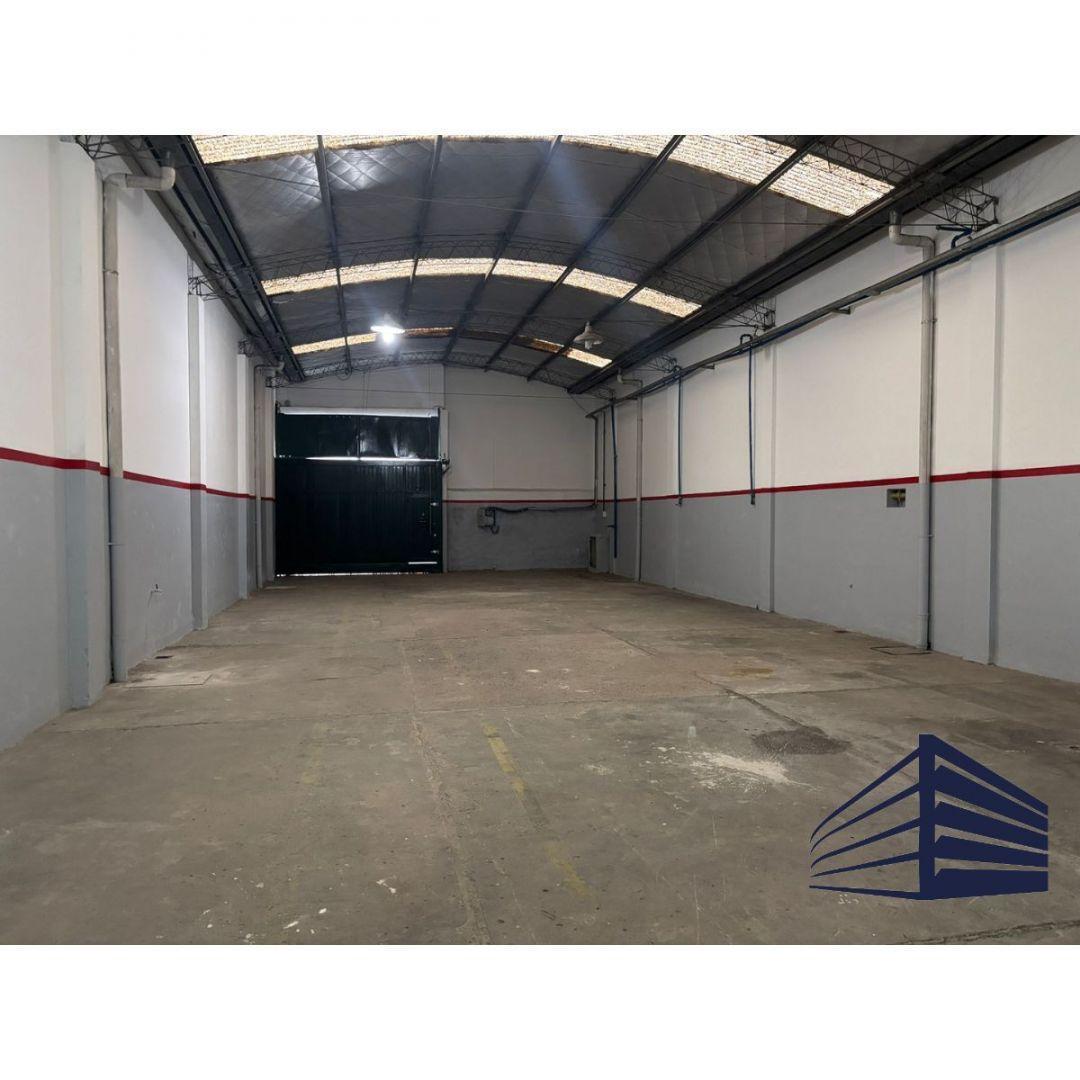 Foto de DEPÓSITO EN VENTA DE 500m2 EN GRAL. SAN MARTÍN, imagen 3
