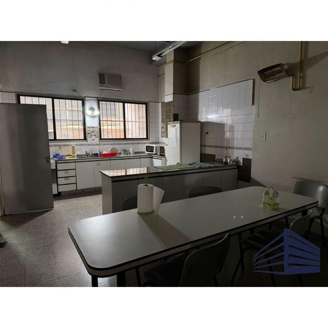 Foto de INMUEBLE INDUSTRIAL EN VENTA - VILLA LYNCH, imagen 3