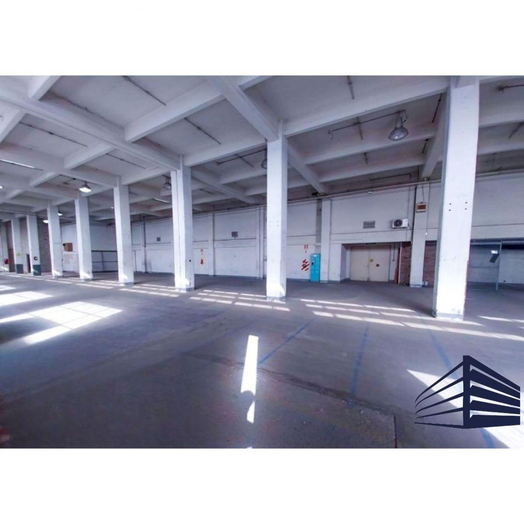 Foto de GALPÓN EN ALQUILER DENTRO DE PREDIO INDUSTRIAL - 1.571m2, imagen 4