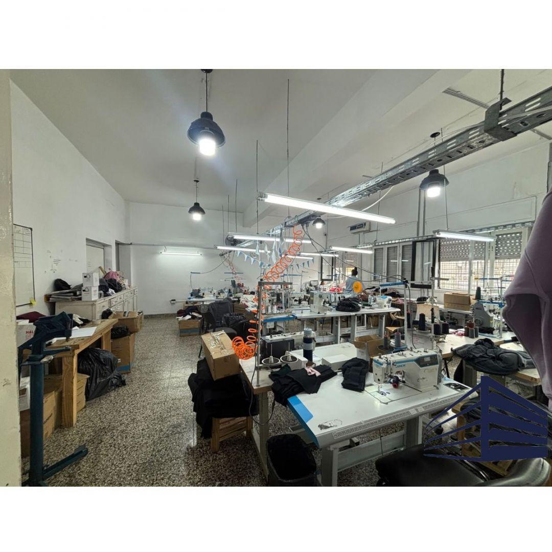 Foto de INMUEBLE INDUSTRIAL SOBRE REPÚBLICA DE ISRAEL - VILLA LYNCH, imagen 2