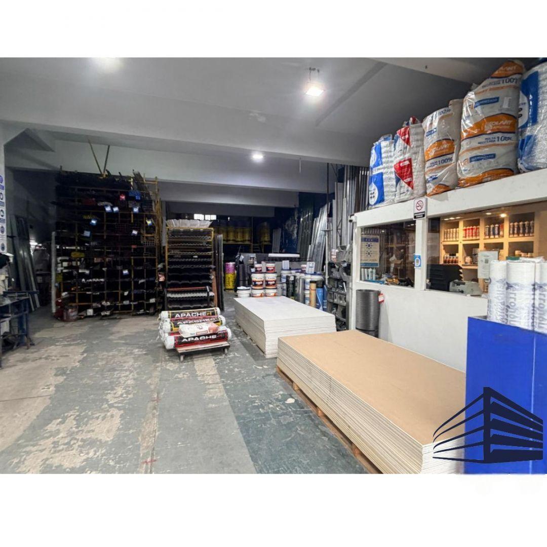 Foto de VENTA DE DEPÓSITO CON FRENTE COMERCIAL - VILLA LYNCH, imagen 3