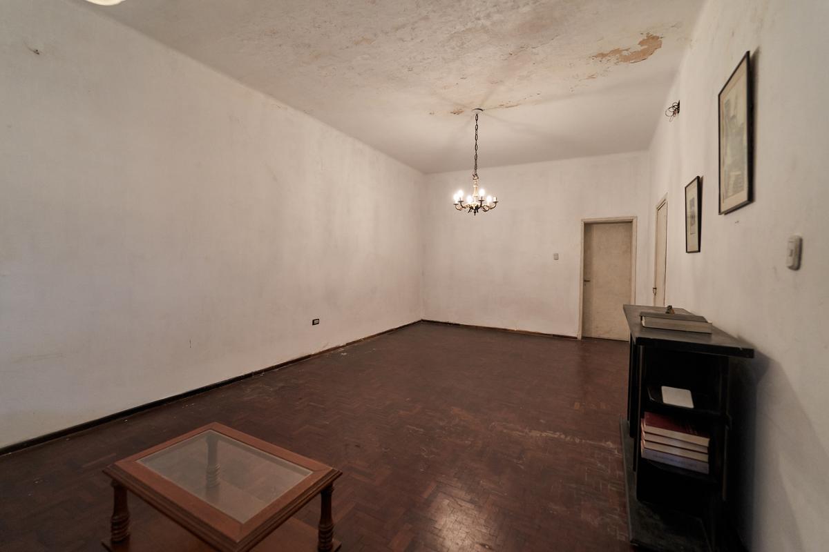 Casa Venta en Av Pellegrini Ideal Para Inversores - Zona Oeste Rosario 5