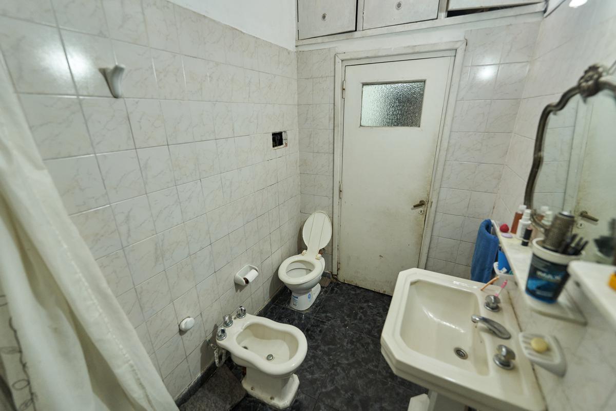 Casa Venta en Av Pellegrini Ideal Para Inversores - Zona Oeste Rosario 1