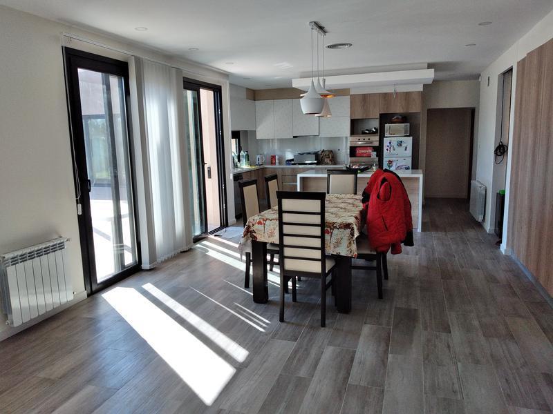 Casa Importante en Barrio Abierto de 3 Dorm. - Eco Pueblo Alvear 5