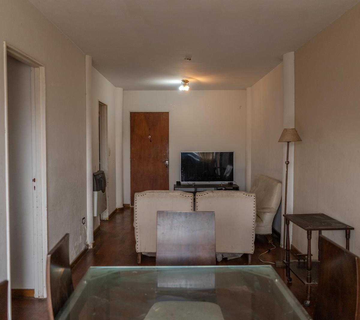 Departamento Semipiso de Tres Dorm. Frente a Plaza Lopez - Rosario 3