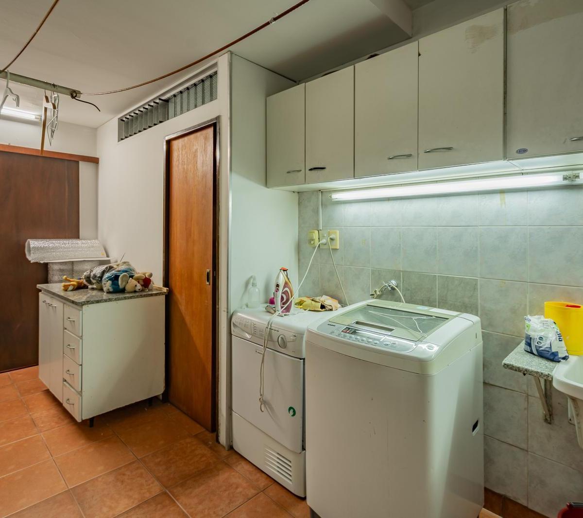 Casa en Venta 5 Amb con Cochera y Jardin - Caballito 1