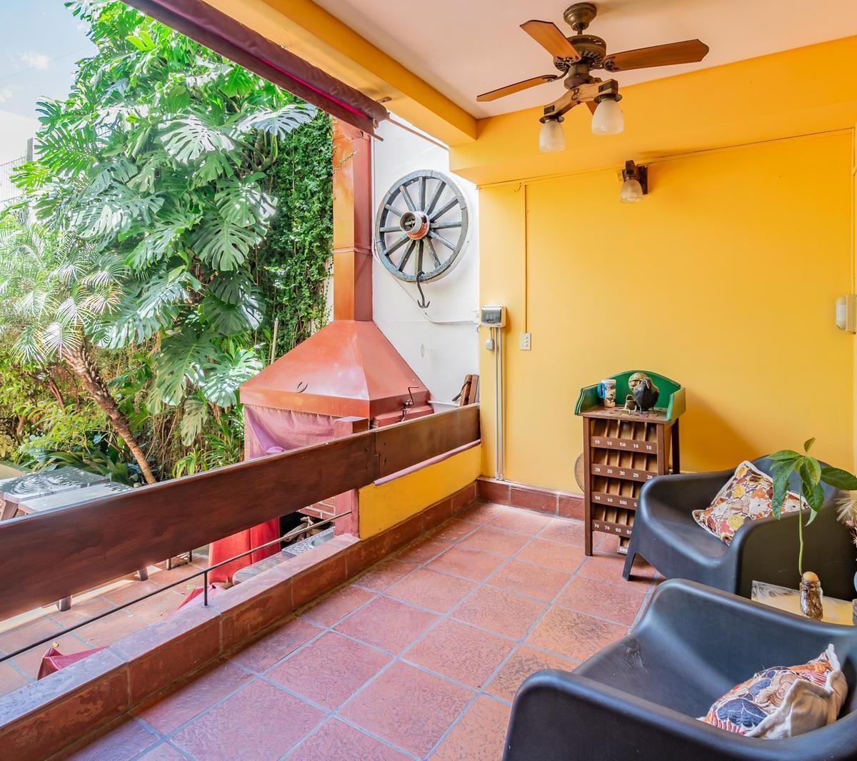 Casa en Venta 5 Amb con Cochera y Jardin - Caballito 3