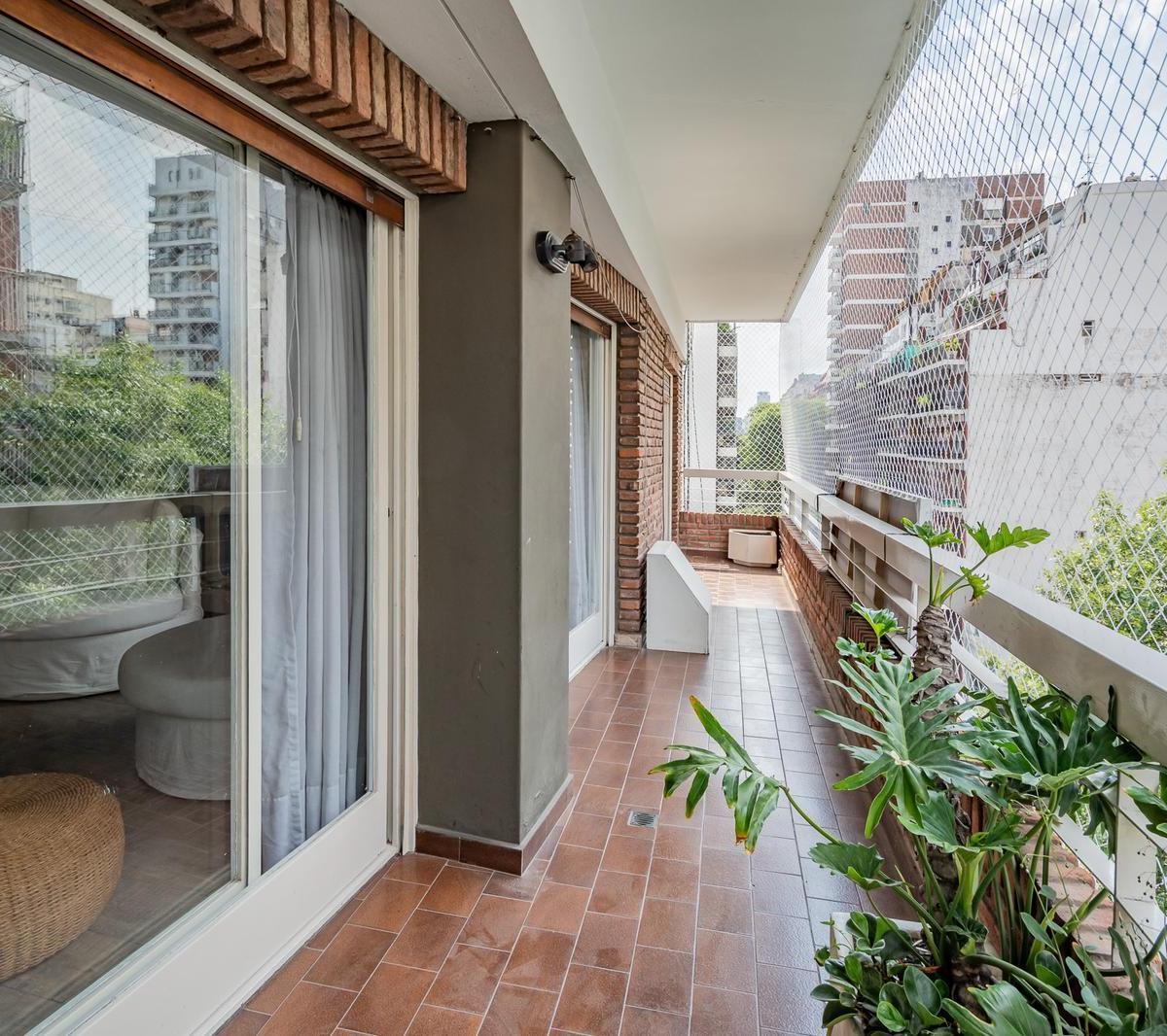 Depar. en Venta, 4 Amb. con Cochera Fija y 2 Bauleras. Más Adicional Family o Home Office. Recoleta 5