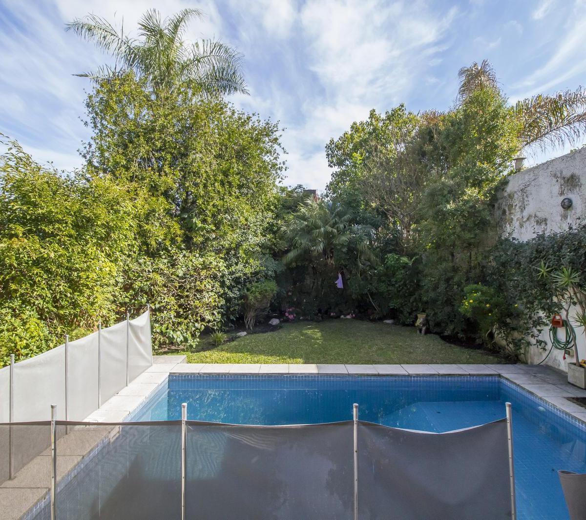 Casa de 5 Dorm. en Villa Urquiza 1