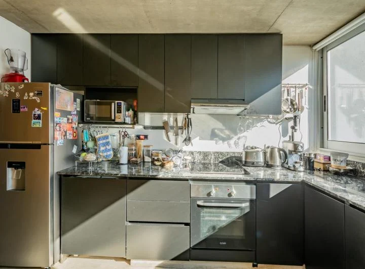 Departamento en venta, triplex, 3 amb con cochera, pileta y parrilla propia 5