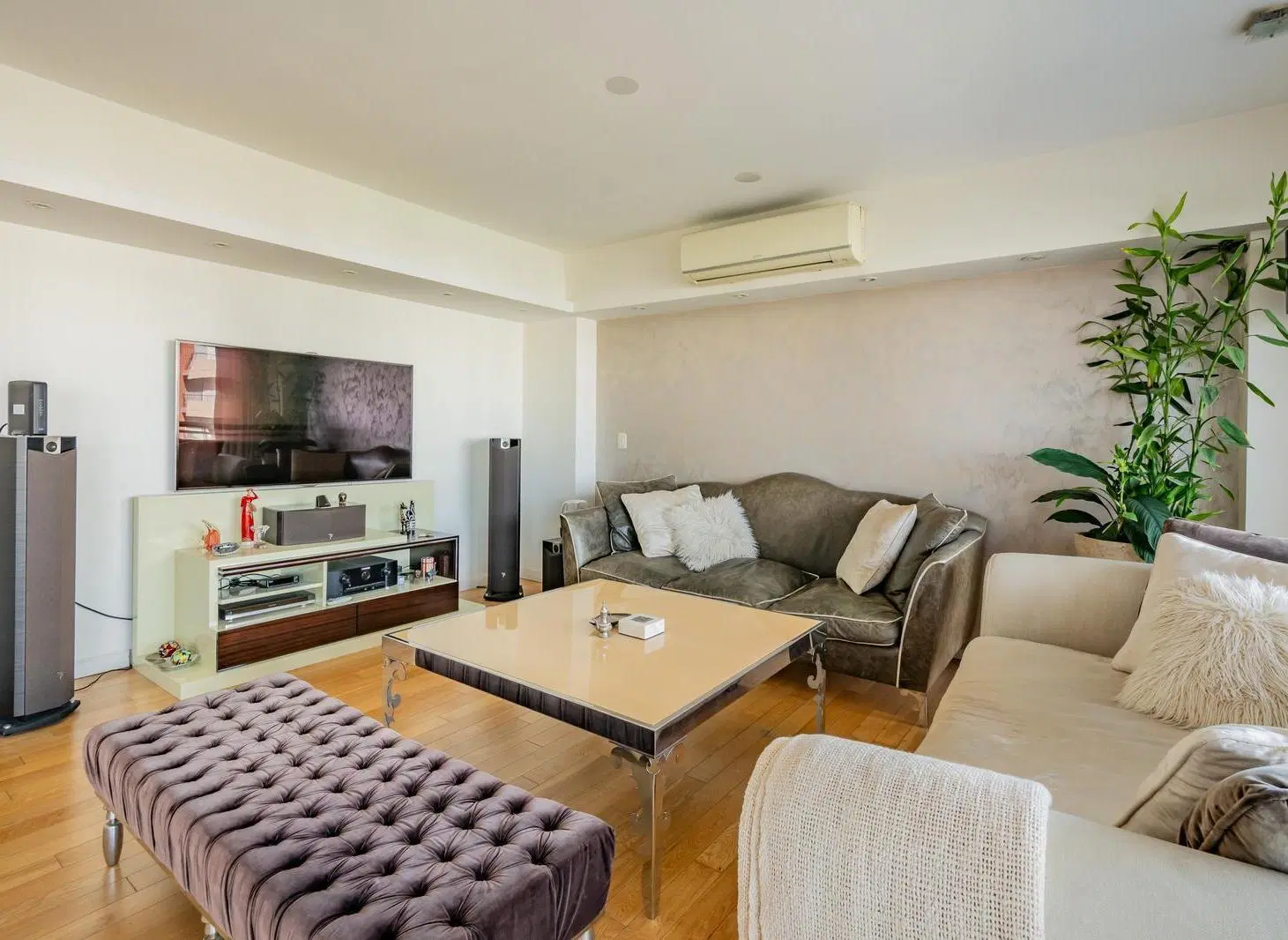 Departamento 5 ambientes con dependencia en Colegiales full amenities. 4