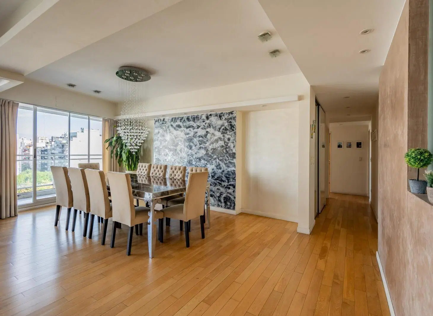 Departamento 5 ambientes con dependencia en Colegiales full amenities. 2