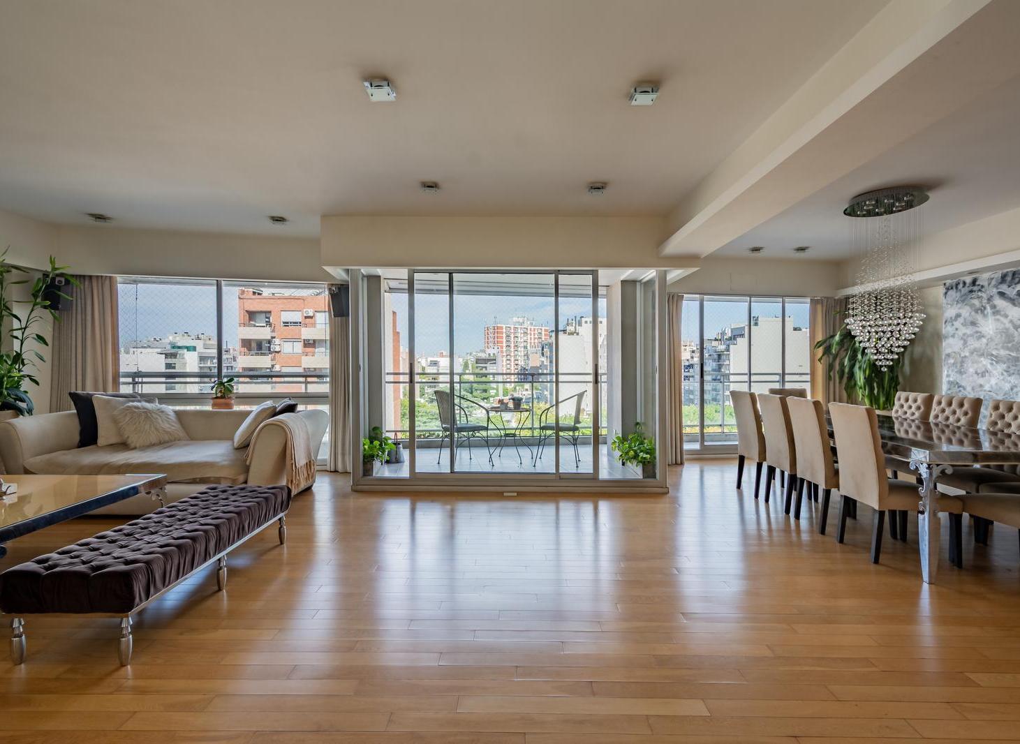 Departamento 5 ambientes con dependencia en Colegiales full amenities.