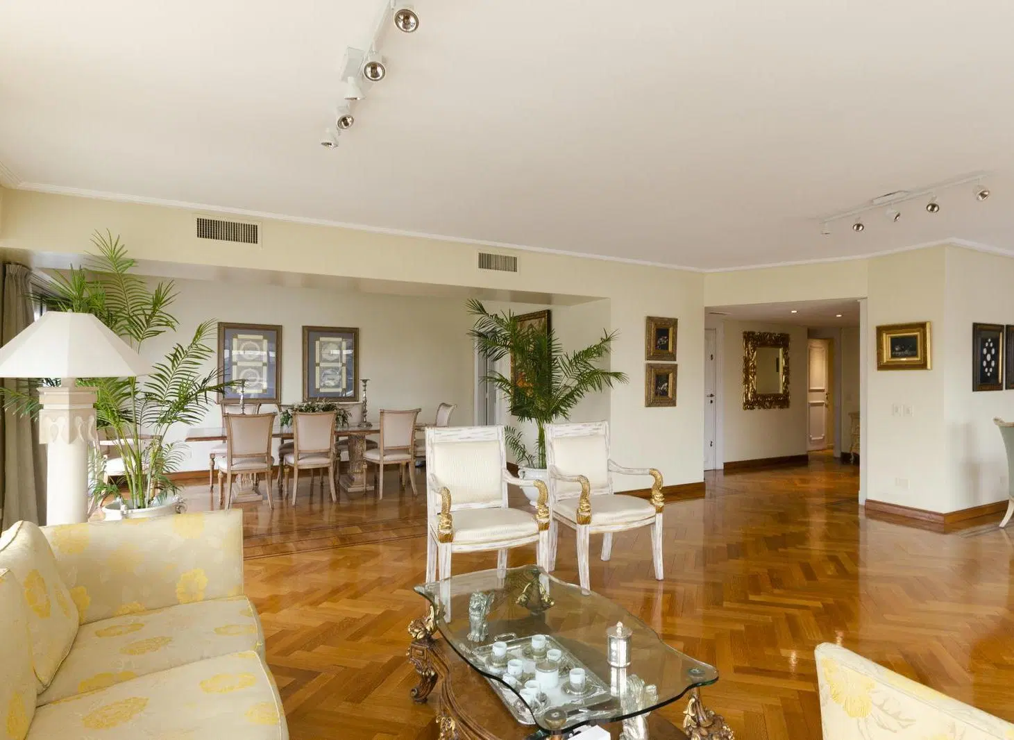 Departamento en venta, 5 amb, doble cochera, todo luz, amenities 5