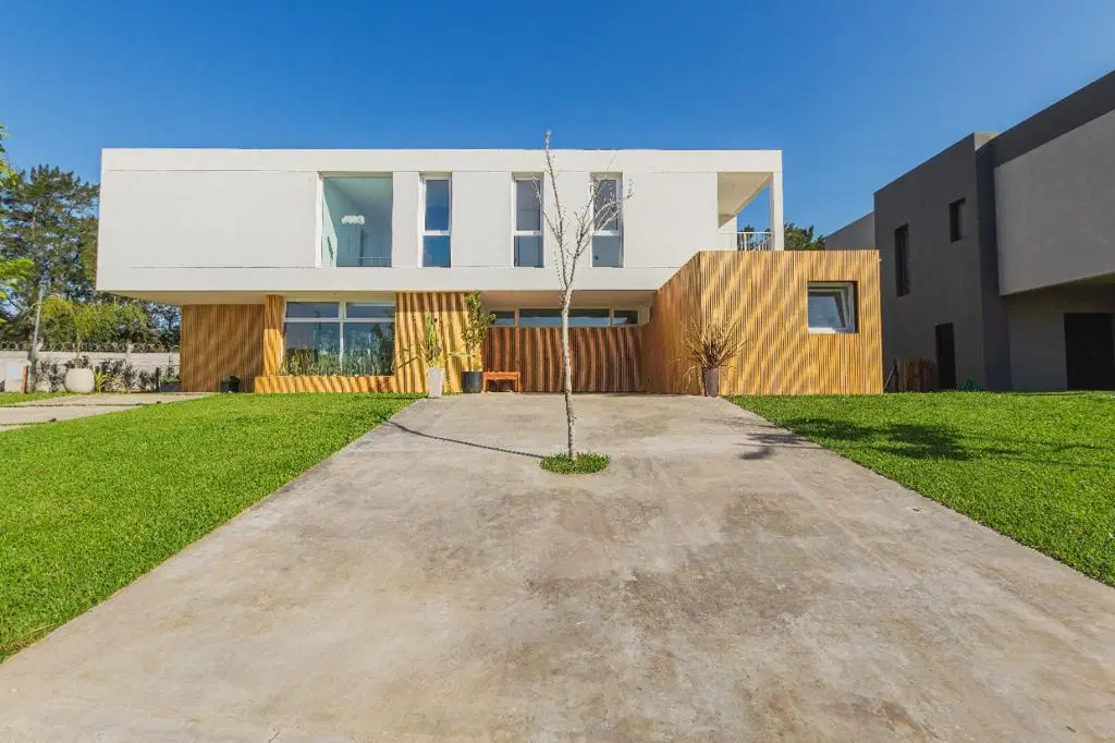 Casa en venta 4 dormitorios en Carpinchos, Nordelta 2