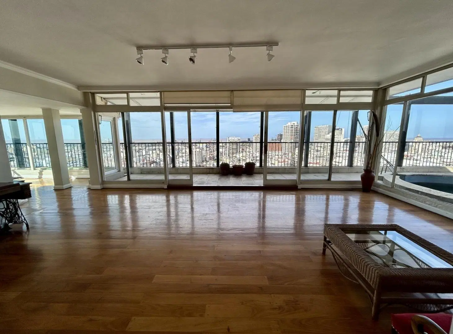 Penthouse 5 amb en alquiler - terraza con pileta propia - Recoleta 1