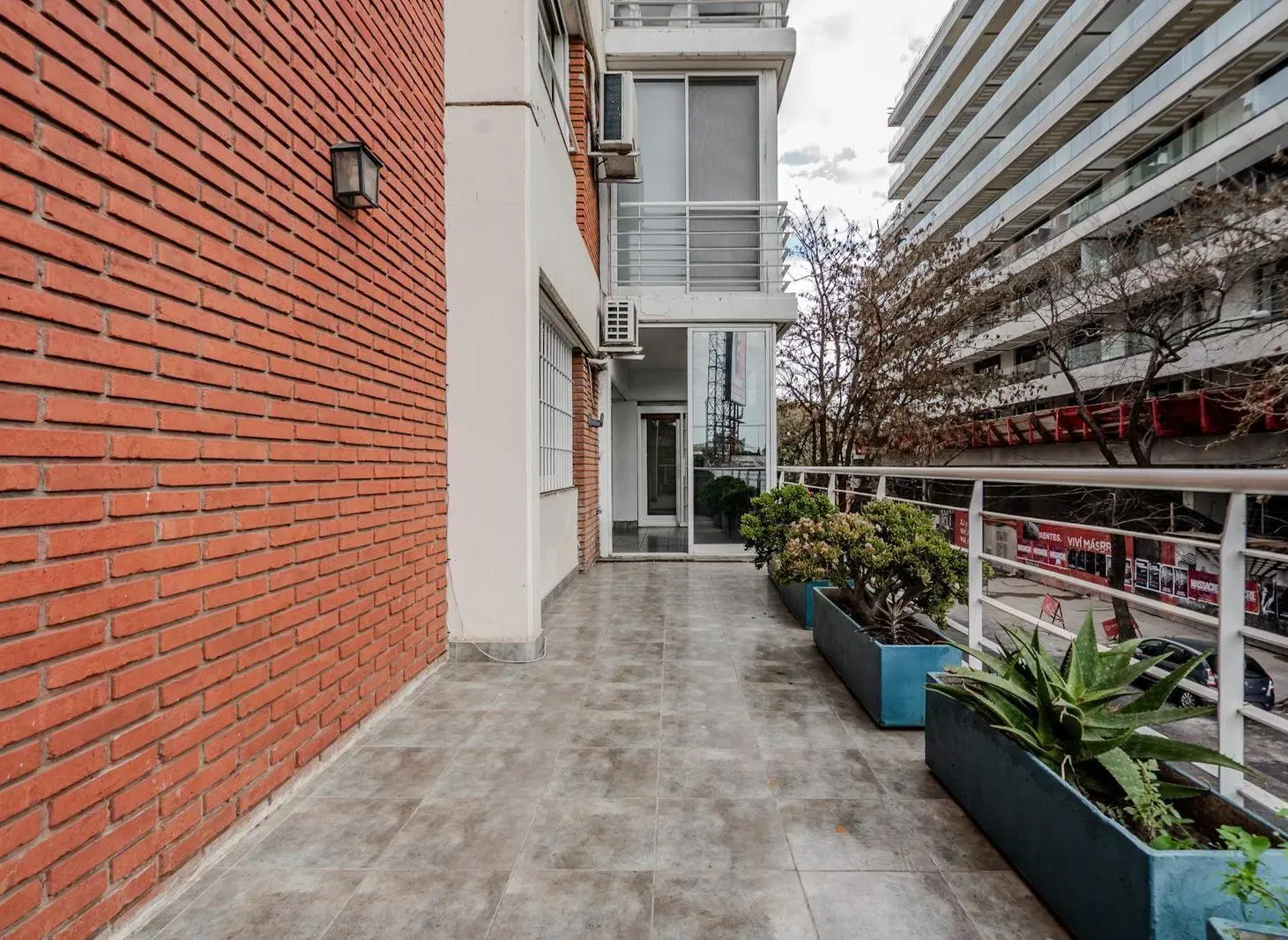 Departamento 3 ambientes con terraza propia y cochera en venta- Nuñez 8