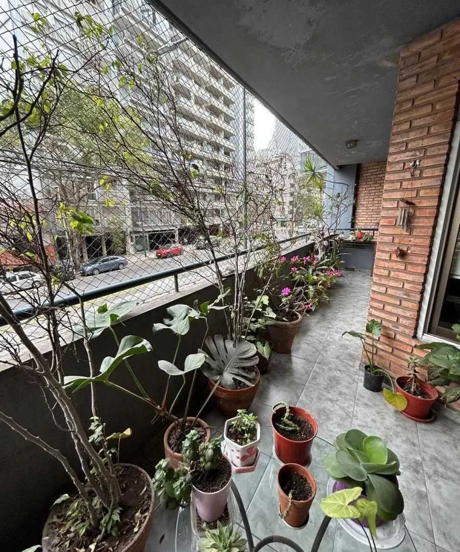 Departamento en Venta Piso 4 Ambientes con Dependencia y Cochera en Coghlan 5