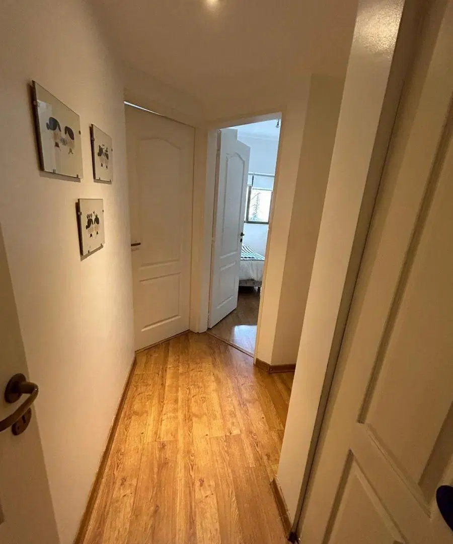 Departamento en Venta Piso 4 Ambientes con Dependencia y Cochera en Coghlan 4