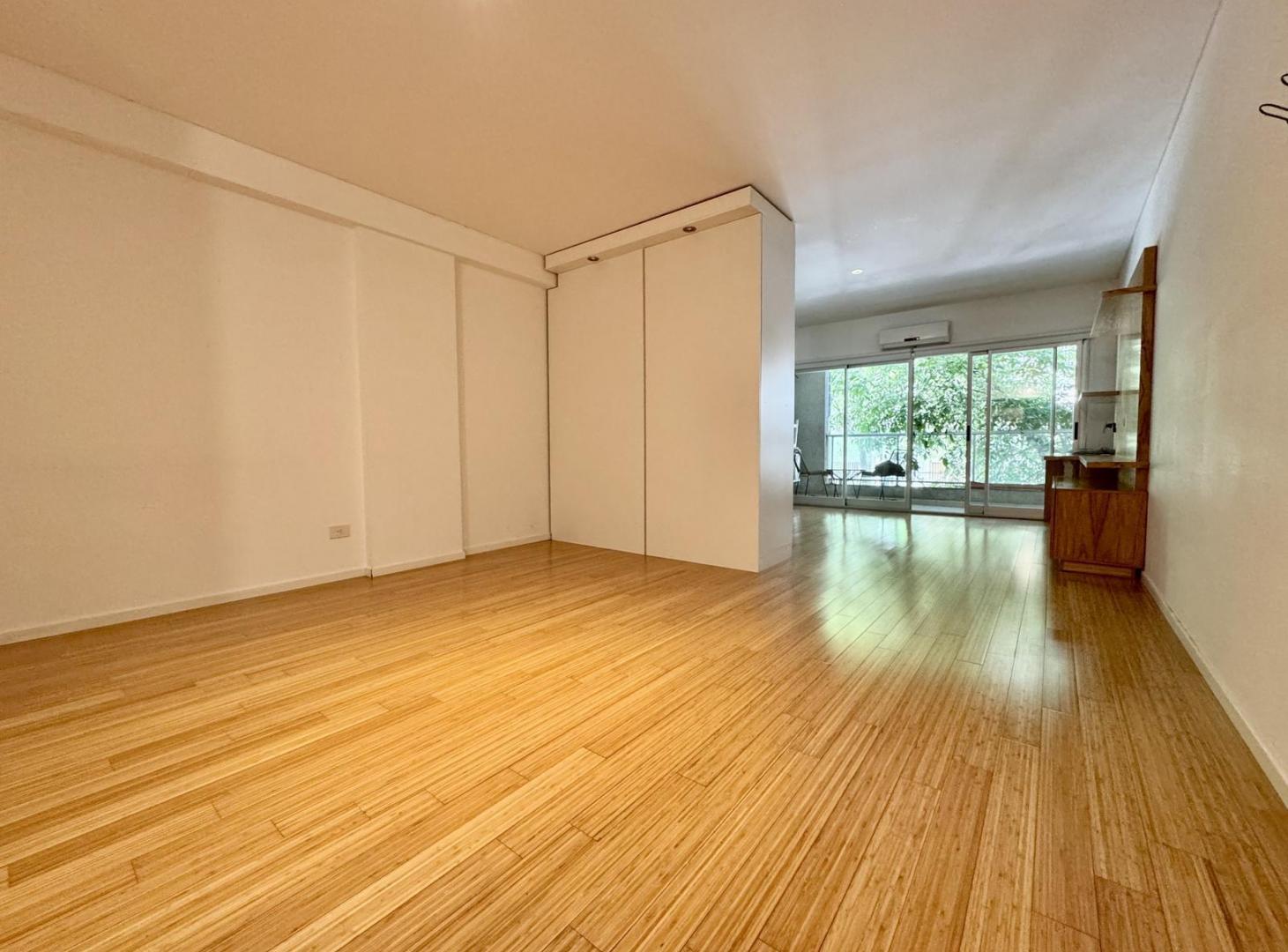 Foto de Departamento mono ambiente amplio divisible con cochera - Belgrano, imagen 2