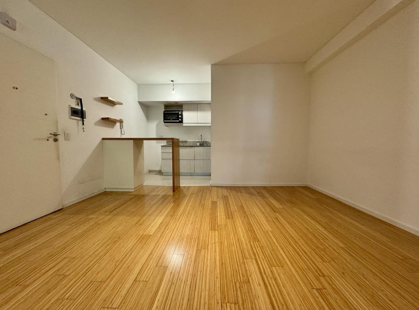 Foto de Departamento mono ambiente amplio divisible con cochera - Belgrano, imagen 1