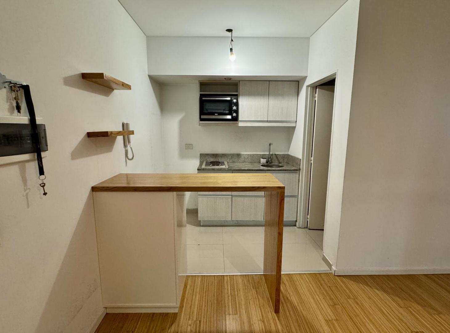 Foto de Departamento mono ambiente amplio divisible con cochera - Belgrano, imagen 3