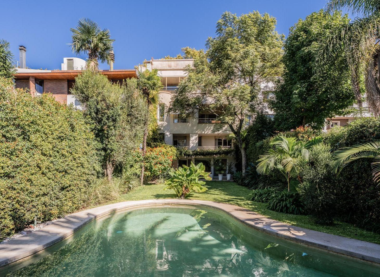 Foto de Magnifica casa en venta 7 ambientes con jardin y pileta - Vicente López, imagen 5