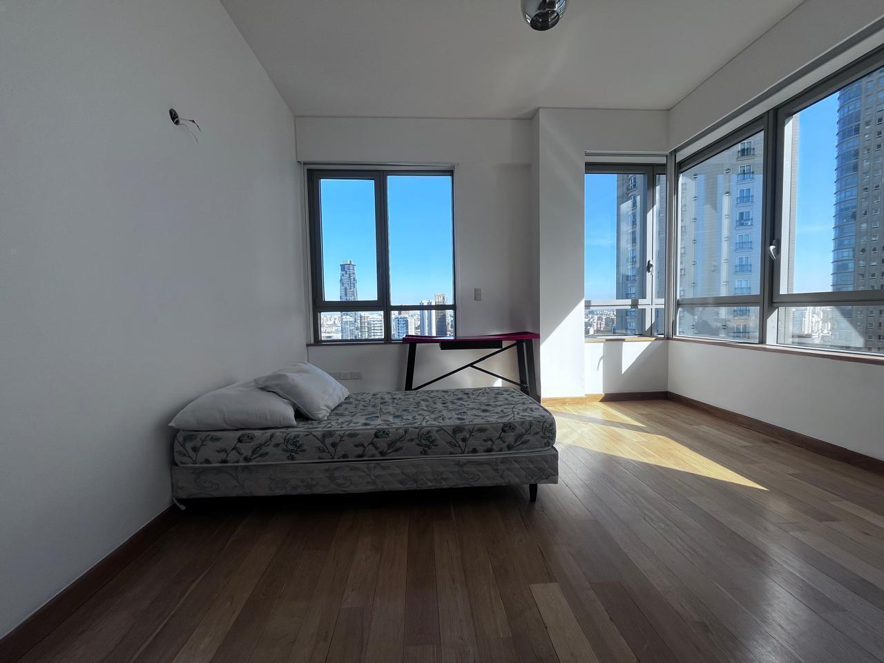 Foto de Departamento en Puerto Madero alquiler 3 Amibentes con dependencia piso, imagen 5