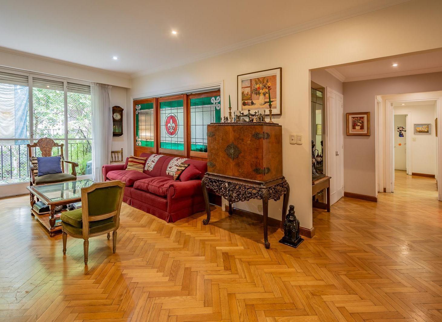 Foto de Departamento en venta 4 ambientes dos cocheras y baulera - Belgrano, imagen 1