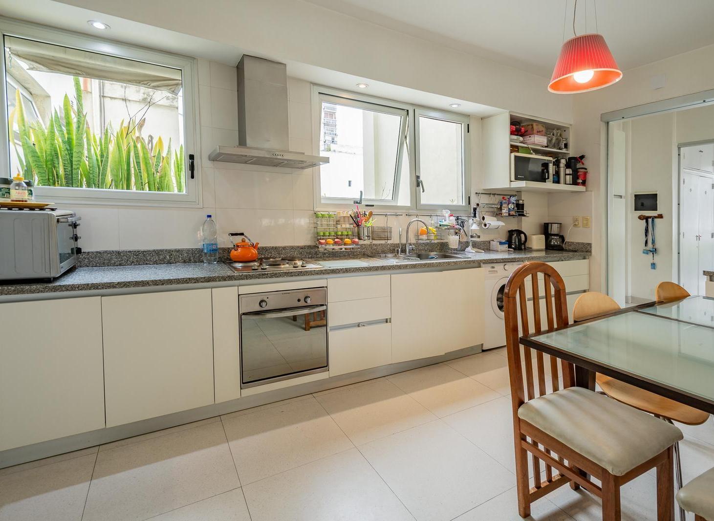 Foto de Departamento en venta 4 ambientes dos cocheras y baulera - Belgrano, imagen 5