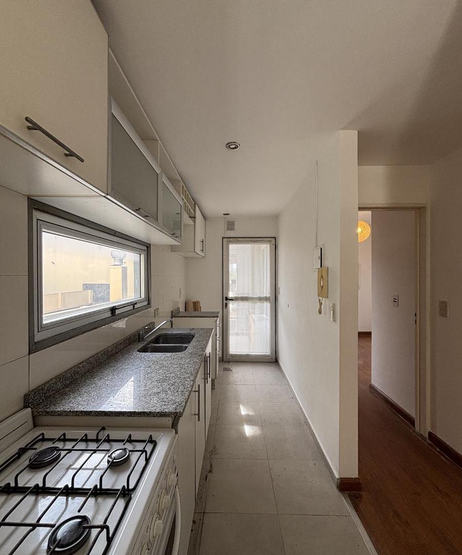 Foto de Departamento en Venta 2 Ambientes con 2 Balcones y Cochera – Villa, imagen 1